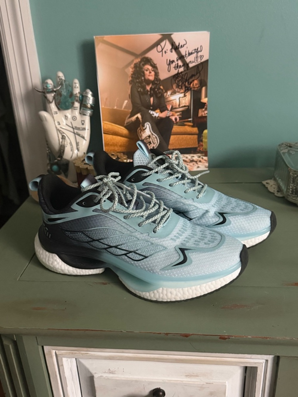 Light Blue Women's Athletic Running Shoes